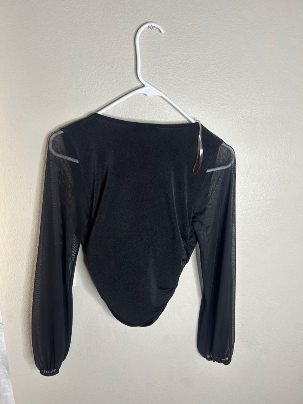 Mesh top - Picture 2 of 2